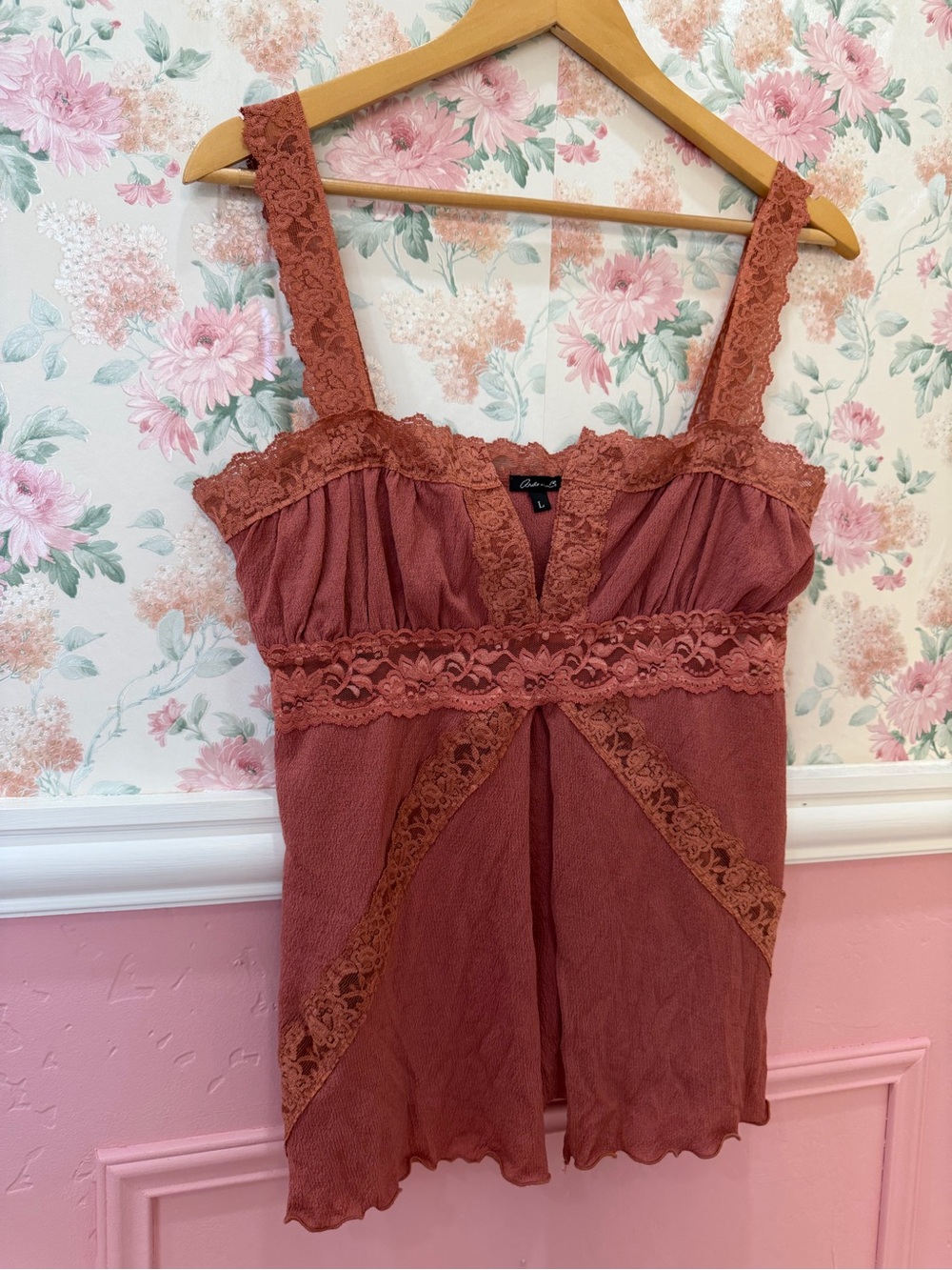 Y2K Rust Lace-Trim Camisole
